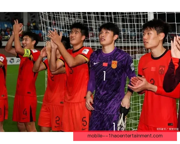 中国男足客战卡塔尔因天气影响及时调整训练计划应对比赛