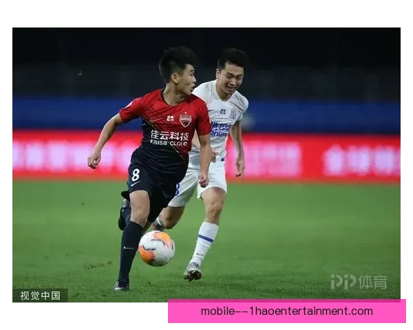 亚洲杯小组赛戴伟浚遭鞋钉踹面部事件引发广泛争议 亚洲杯小组赛戴伟浚遭鞋钉踹面部事件引发广泛争议